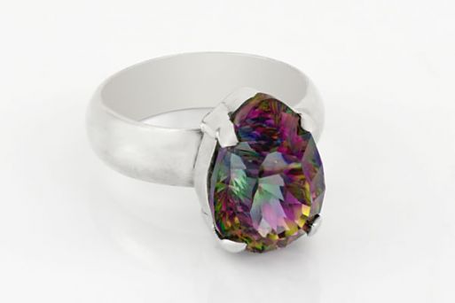 Серебряное кольцо с аметистом мистик 37979 купить в магазине Самоцветы мира