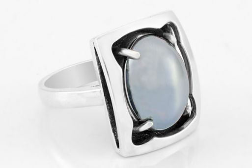 Серебряное кольцо с гематитом 41176 купить в магазине Самоцветы мира