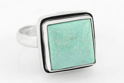 Серебряное кольцо с бирюзой 41679 купить в магазине Самоцветы мира