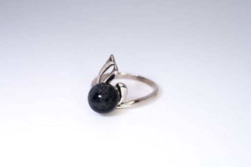 Серебряное кольцо с чёрным агатом 41923 купить в магазине Самоцветы мира