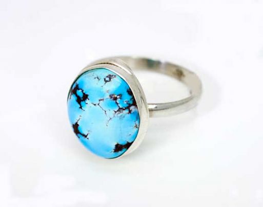 Серебряное кольцо с бирюзой 42334 купить в магазине Самоцветы мира