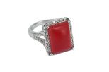 Кольцо из серебра с кораллом красным и фианитами прямоугольник 11х15 мм 42470