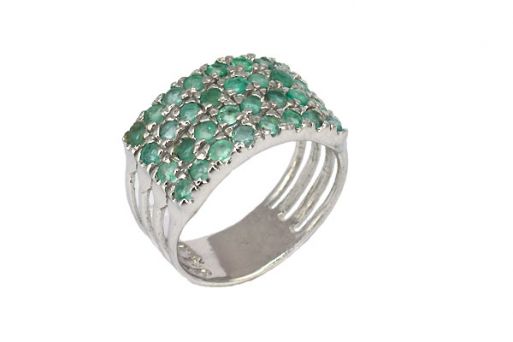 Серебряное кольцо с изумрудом 42719 купить в магазине Самоцветы мира