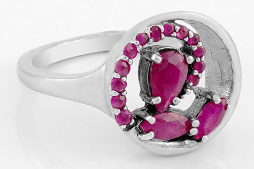 Серебряное кольцо с рубином 43459 купить в магазине Самоцветы мира