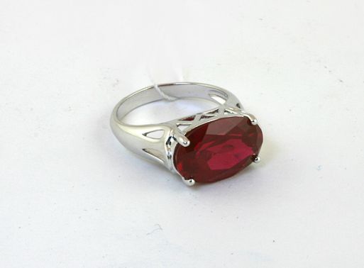 Серебряное кольцо с рубином синтетическим 43476 купить в магазине Самоцветы мира
