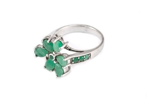 Серебряное кольцо с изумрудом 43539 купить в магазине Самоцветы мира