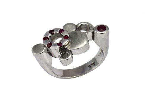 Серебряное кольцо с рубином 43667 купить в магазине Самоцветы мира