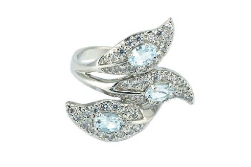 Серебряное кольцо с топазом и фианитами 43887 купить в магазине Самоцветы мира