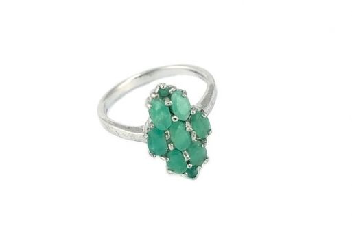 Серебряное кольцо с изумрудом 44950 купить в магазине Самоцветы мира