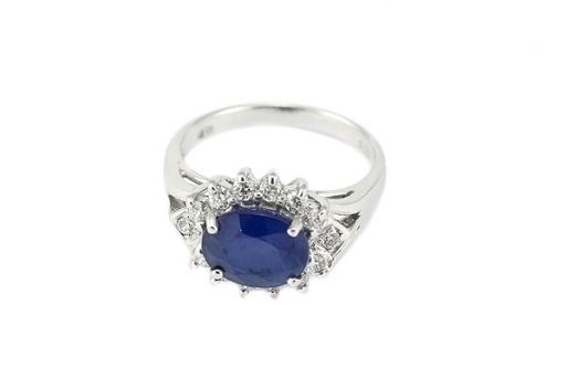 Серебряное кольцо с сапфиром и фианитами 45087 купить в магазине Самоцветы мира