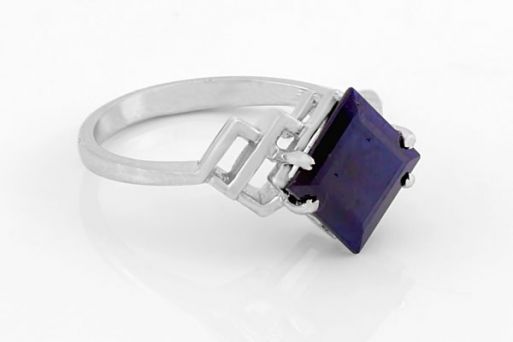 Серебряное кольцо с сапфиром 45093 купить в магазине Самоцветы мира