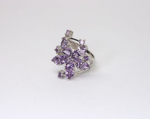 Серебряное кольцо с аметистом 45126 купить в магазине Самоцветы мира