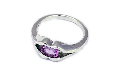 Серебряное кольцо с аметистом 45147 купить в магазине Самоцветы мира