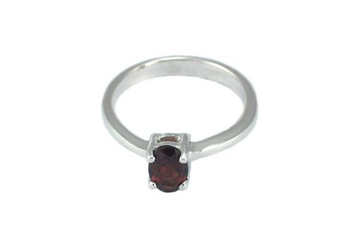 Серебряное кольцо с гранатом 45241 купить в магазине Самоцветы мира