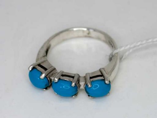 Серебряное кольцо с бирюзой овалы 45292 купить в магазине Самоцветы мира
