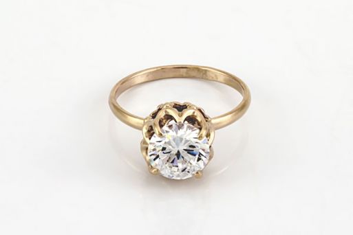 Серебряное кольцо с фианитом 45856 купить в магазине Самоцветы мира