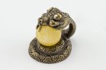 Сувенир янтарь змейка с шариком 2112*