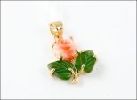 Кулон из позолоченного сплава с кораллом и нефритом роза 7 мм 2 листа 6х8 мм 4730