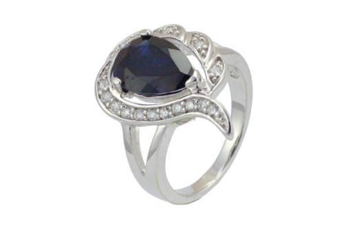 Серебряное кольцо с сапфиром и фианитами 47454 купить в магазине Самоцветы мира