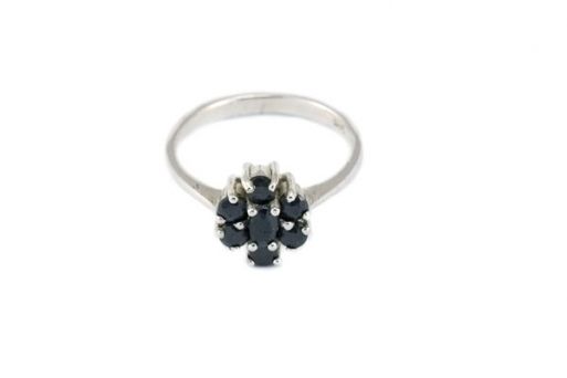 Серебряное кольцо с сапфиром 47478 купить в магазине Самоцветы мира
