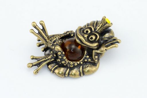 Сувенир янтарь царевна лягушка.303* ― Самоцветы мира