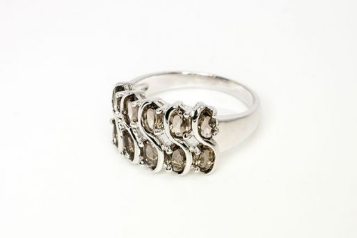 Серебряное кольцо с раухтопазом 48194 купить в магазине Самоцветы мира