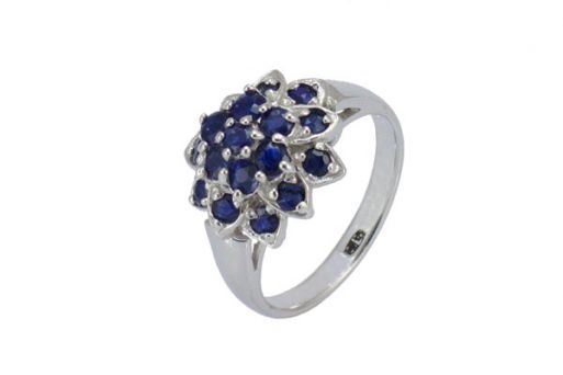 Серебряное кольцо с сапфиром 48228 купить в магазине Самоцветы мира