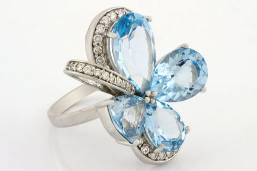 Серебряное кольцо с топазом 48688 купить в магазине Самоцветы мира