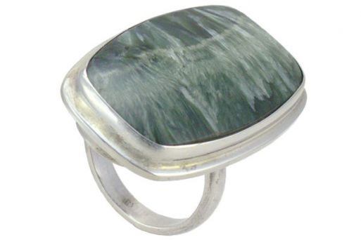 Серебряное кольцо с клинохлором 48940 купить в магазине Самоцветы мира