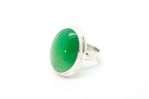 Серебряное кольцо с зелёным агатом 50024 купить в магазине Самоцветы мира