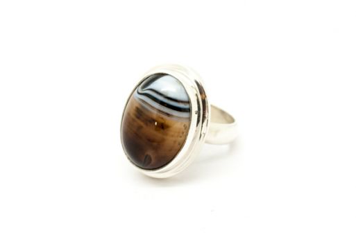 Серебряное кольцо с природным агатом 50036 купить в магазине Самоцветы мира