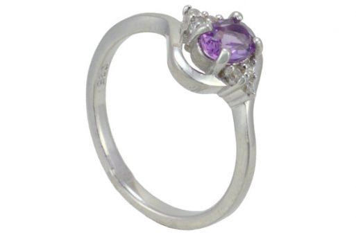 Серебряное кольцо с аметистом и фианитами 50523 купить в магазине Самоцветы мира
