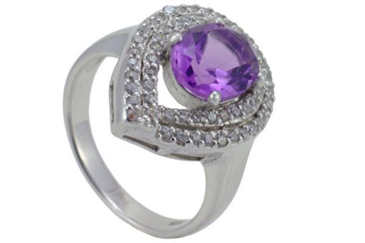 Серебряное кольцо с аметистом и фианитами 50530 купить в магазине Самоцветы мира