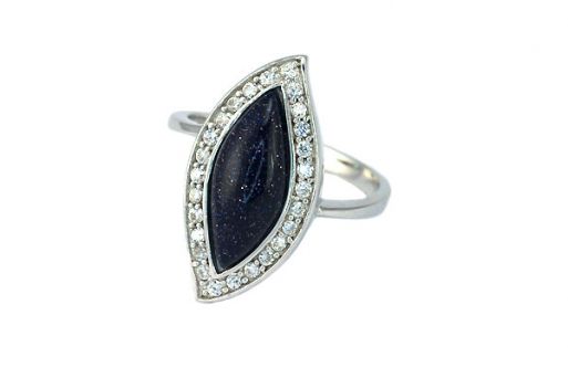 Серебряное кольцо с фиолетовым авантюрином и фианитами 50538 купить в магазине Самоцветы мира
