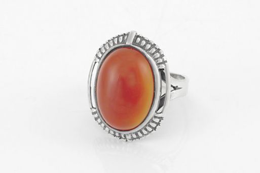 Серебряное кольцо с сердоликом 50547 купить в магазине Самоцветы мира