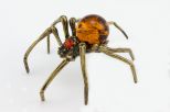 Сувенир янтарь паук степной 234