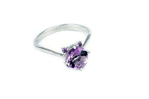 Серебряное кольцо с аметистом 51138 купить в магазине Самоцветы мира