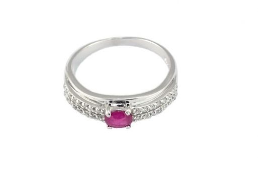 Серебряное кольцо с рубином и фианитами 51313 купить в магазине Самоцветы мира