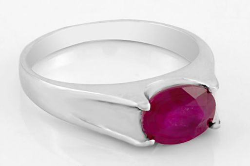 Серебряное кольцо с рубином 51449 купить в магазине Самоцветы мира