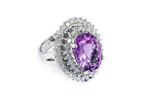 Серебряное кольцо с аметистом и фианитами 51682 купить в магазине Самоцветы мира