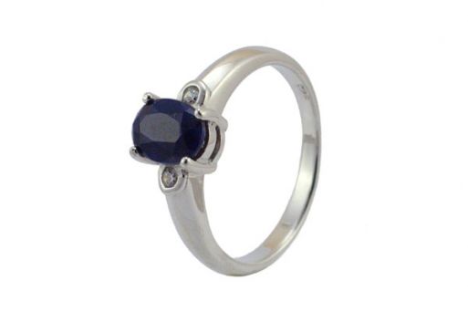 Серебряное кольцо с сапфиром и фианитами 51754 купить в магазине Самоцветы мира