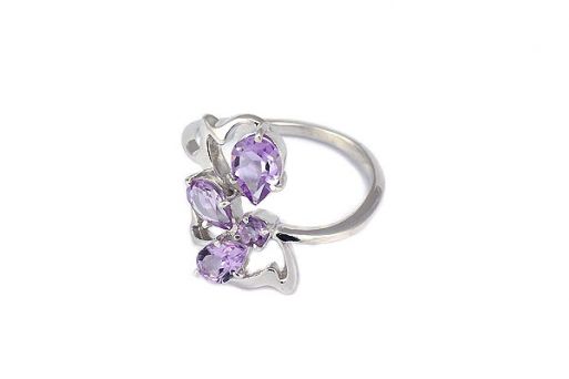 Серебряное кольцо с аметистом 52394 купить в магазине Самоцветы мира