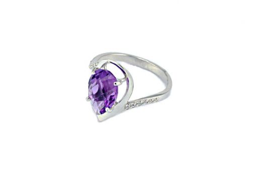 Серебряное кольцо с аметистом и фианитами 52406 купить в магазине Самоцветы мира