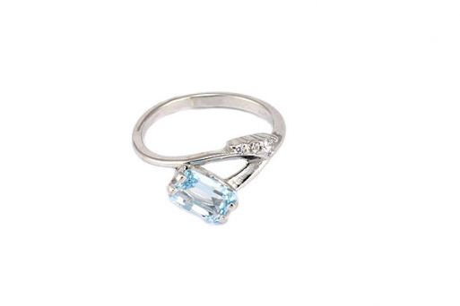 Серебряное кольцо с топазом и фианитами 52509 купить в магазине Самоцветы мира