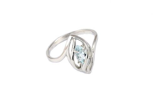 Серебряное кольцо с топазом 52526 купить в магазине Самоцветы мира