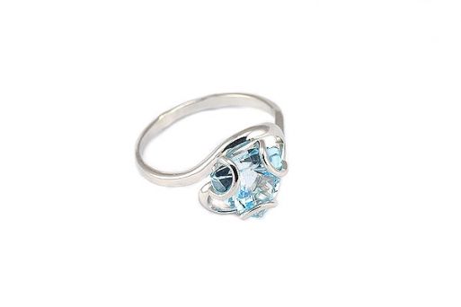 Серебряное кольцо с топазом 52545 купить в магазине Самоцветы мира