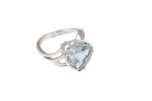 Серебряное кольцо с топазом 52552 купить в магазине Самоцветы мира