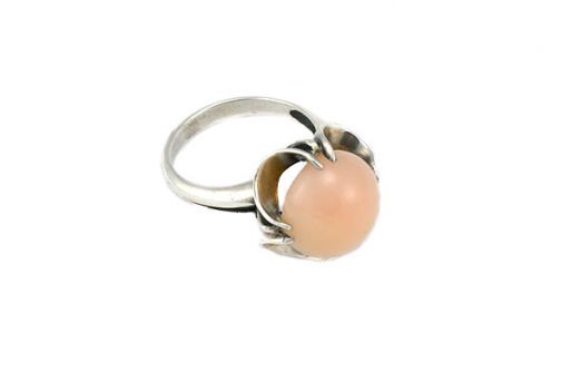 Кольцо из серебра с Розовым Опалом.