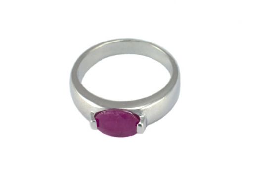 Серебряное кольцо с рубином 52861 купить в магазине Самоцветы мира