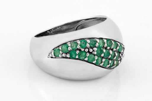 Серебряное кольцо с изумрудом 52898 купить в магазине Самоцветы мира